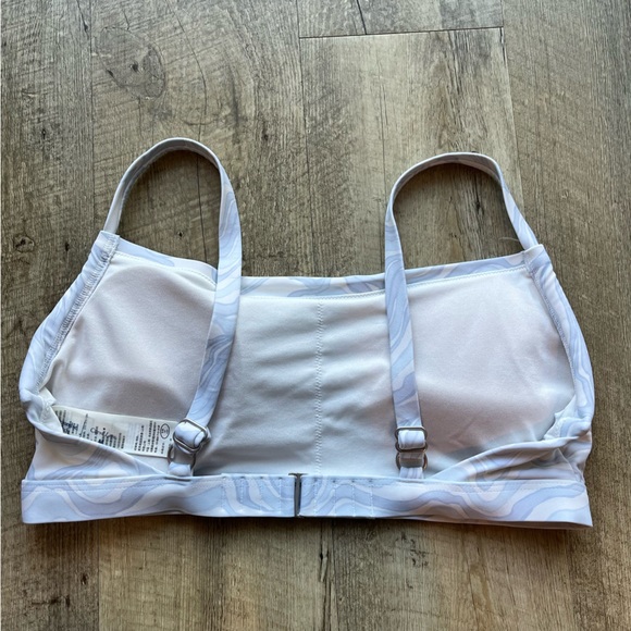 NWOT Abercrombie and Fitch Curve Love Marble Bikini Top - Picture 3 of 6